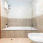 Profithome - Olas אל מדאנו